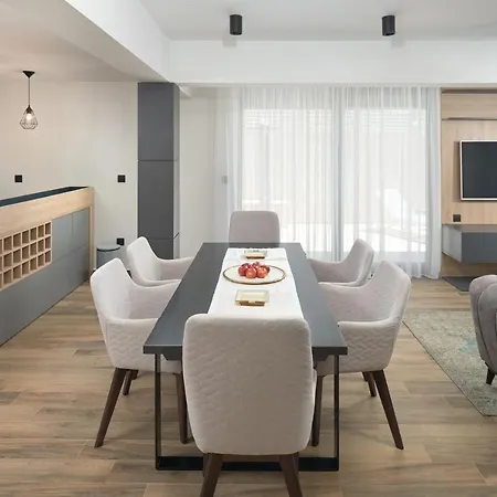 Sun Spalato * Макарська